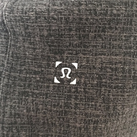 Men’s XL Lululemon Vent Tech Workout Shirt - Picture 4 of 4